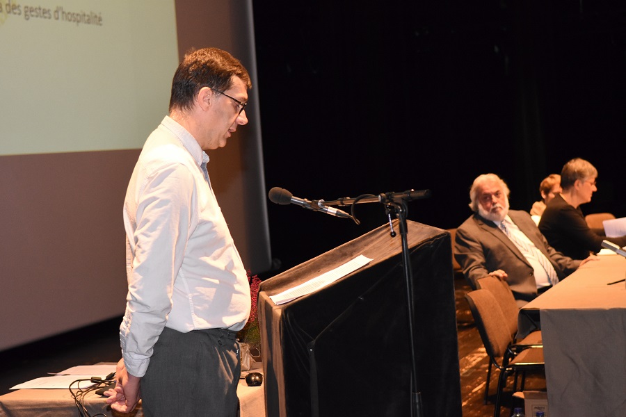 Se préparer à des gestes d'hospitalité @ colloque du Crésam